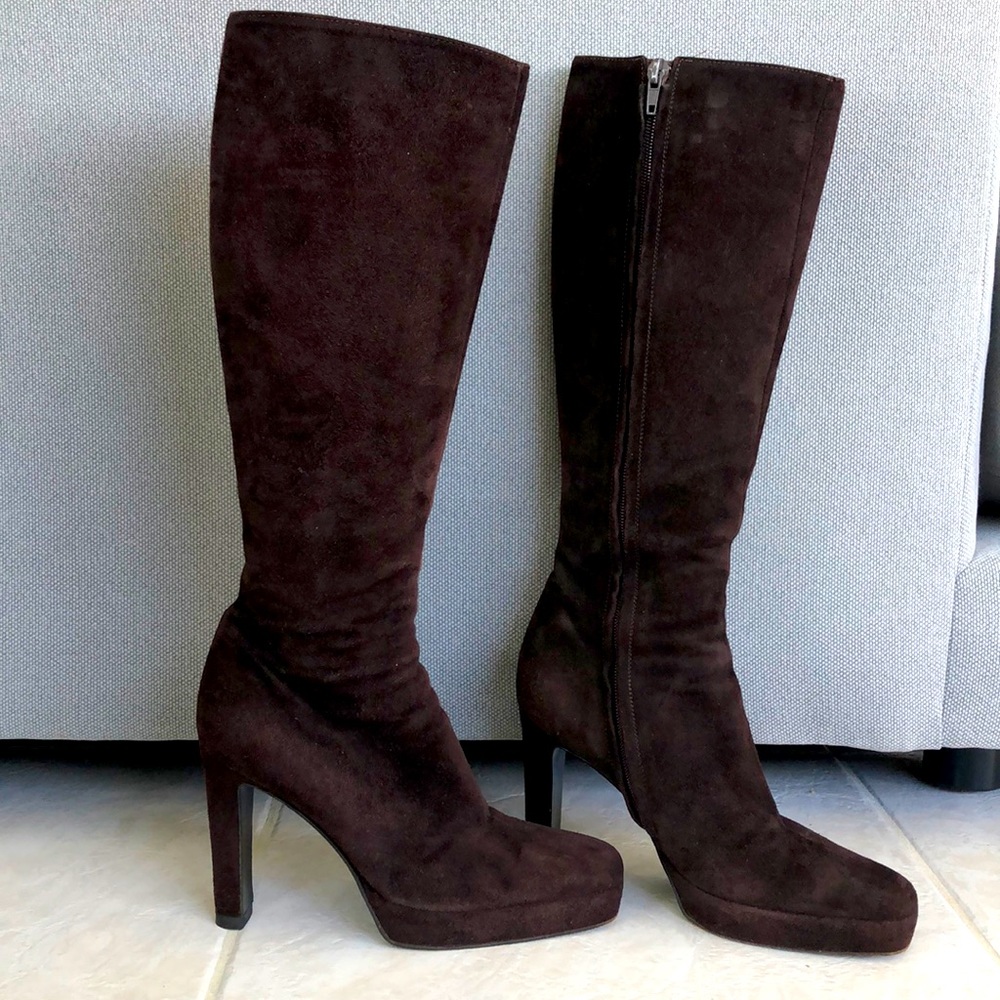 Gucci dark brown suede leather knee high boots 6.5 B, platform, high heel, zipp.